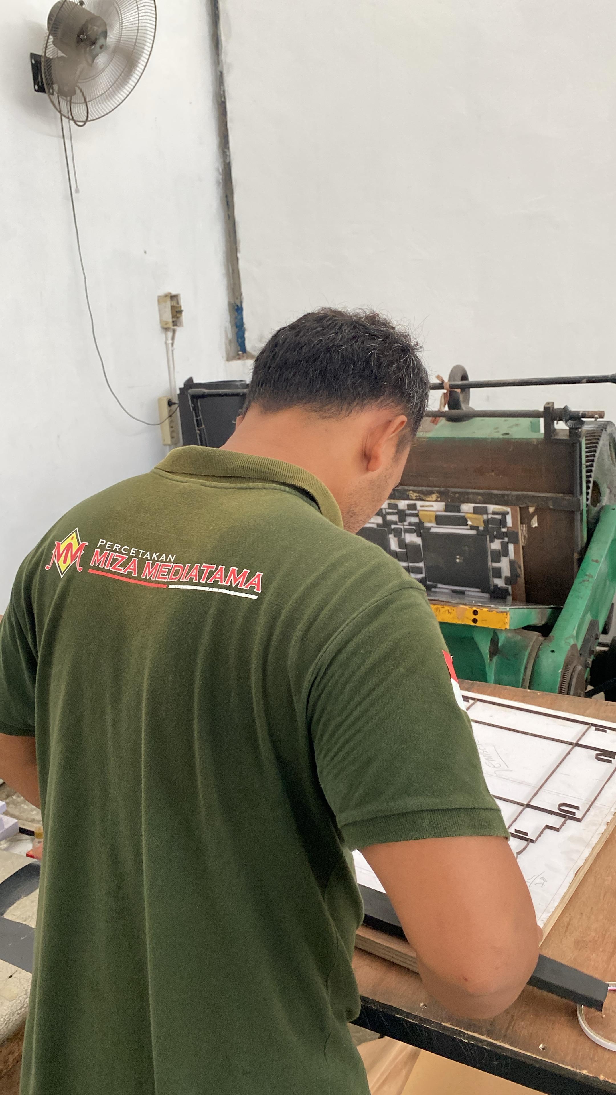 Proses finishing dan jilid